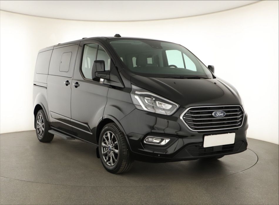 Ford Tourneo Custom - 2023