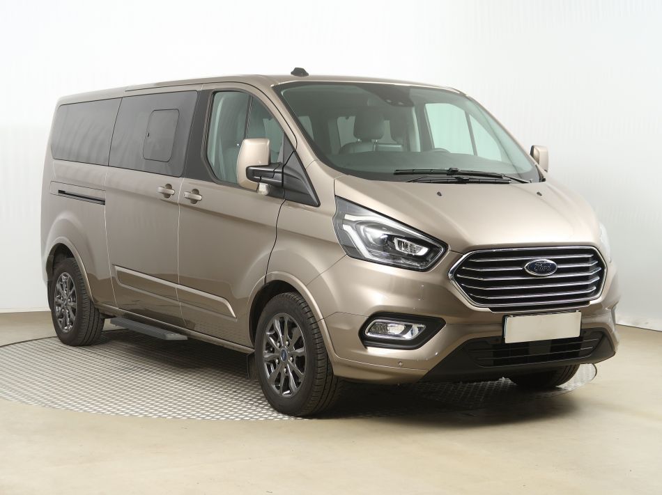 Ford Tourneo Custom - 2023