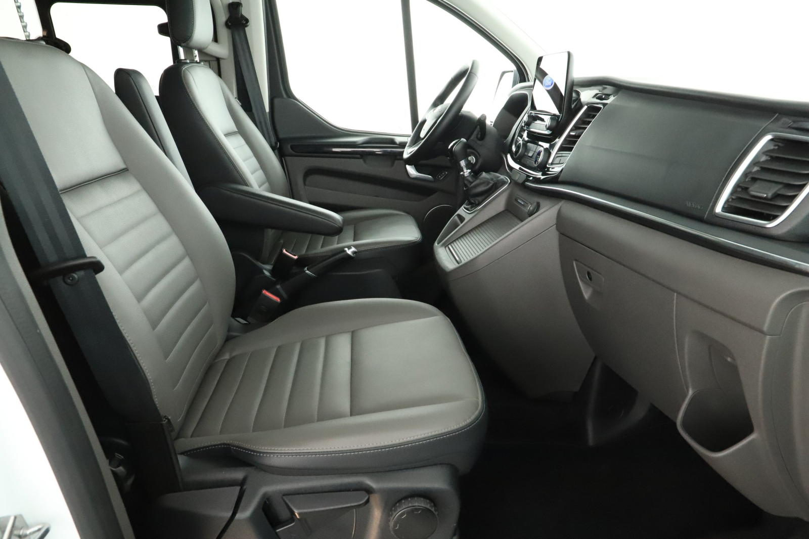 Ford Tourneo Custom - 2023