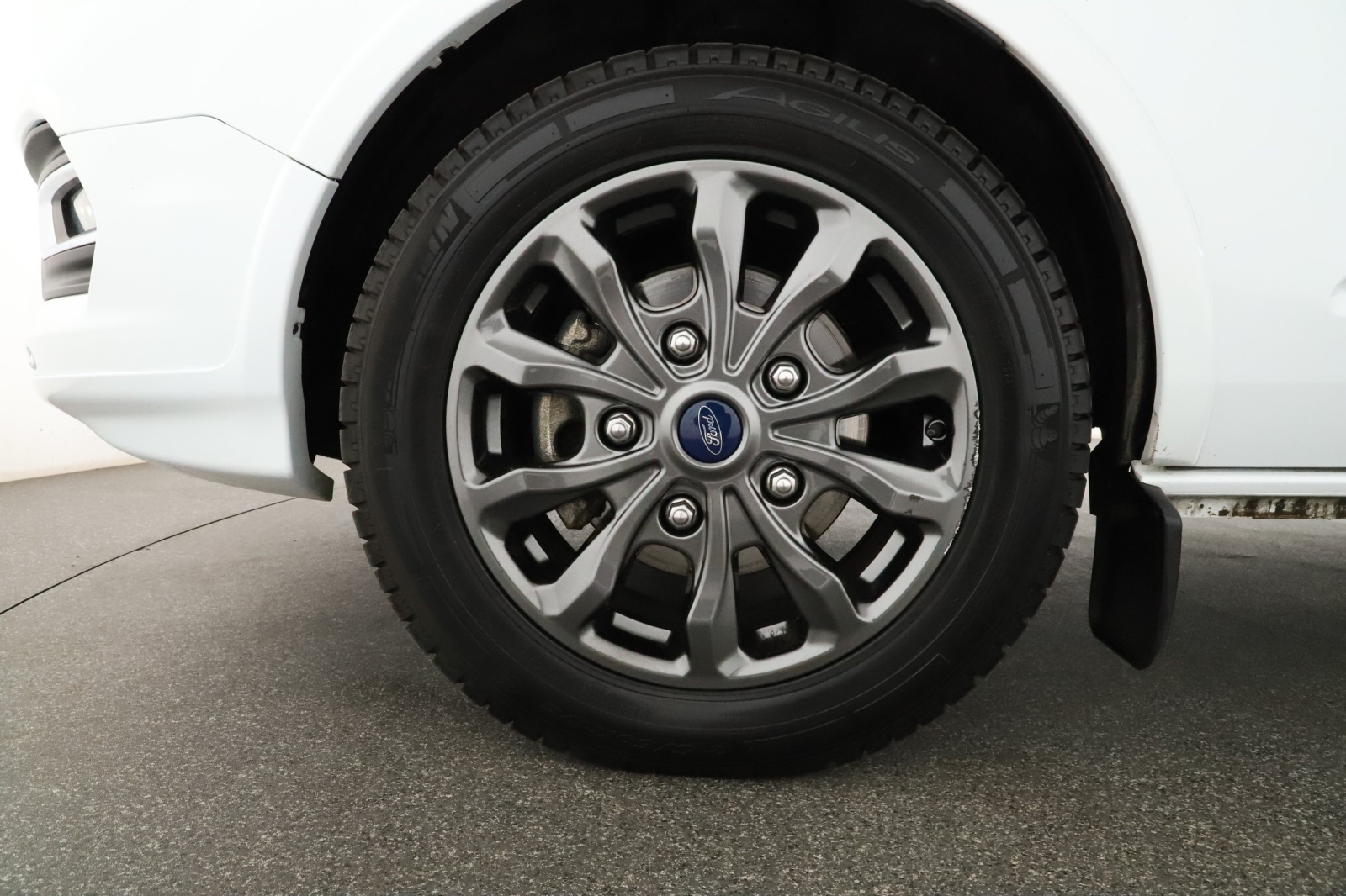 Ford Tourneo Custom - 2023