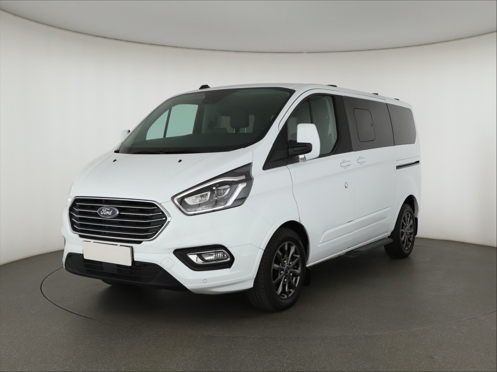 Ford Tourneo Custom - 2023