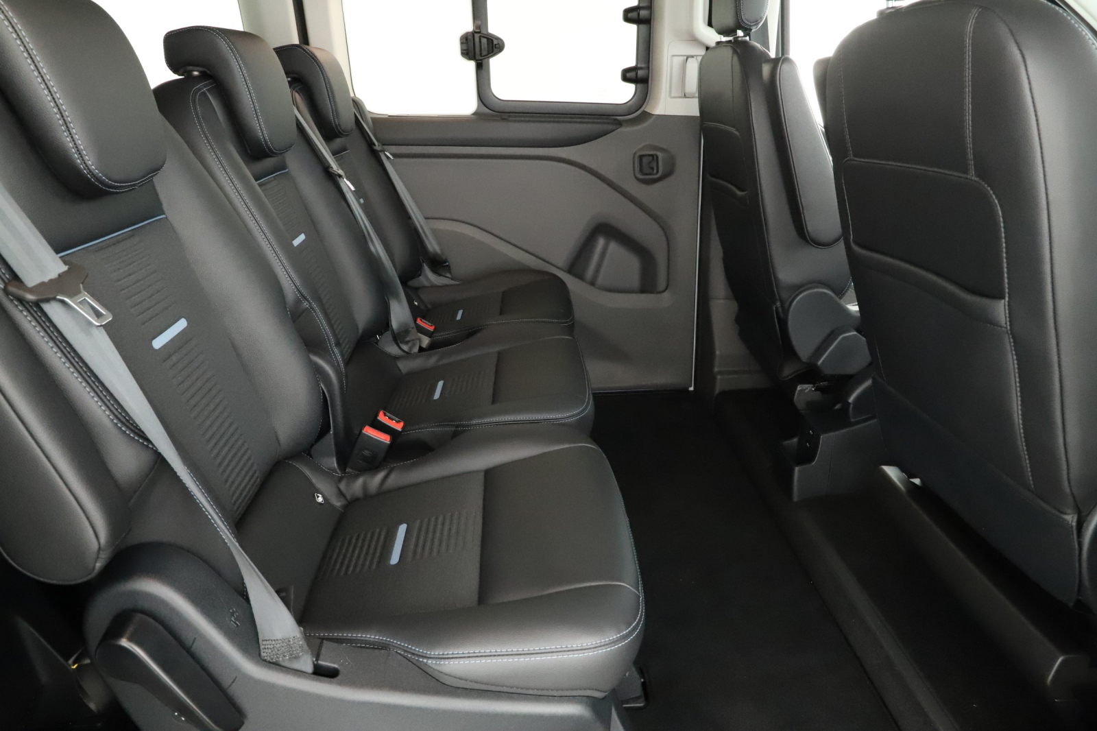 Ford Tourneo Custom - 2023