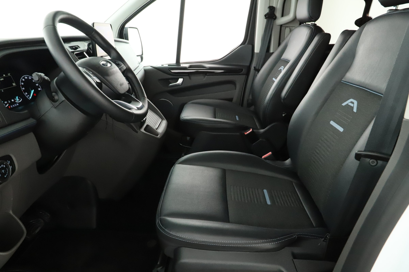 Ford Tourneo Custom - 2023