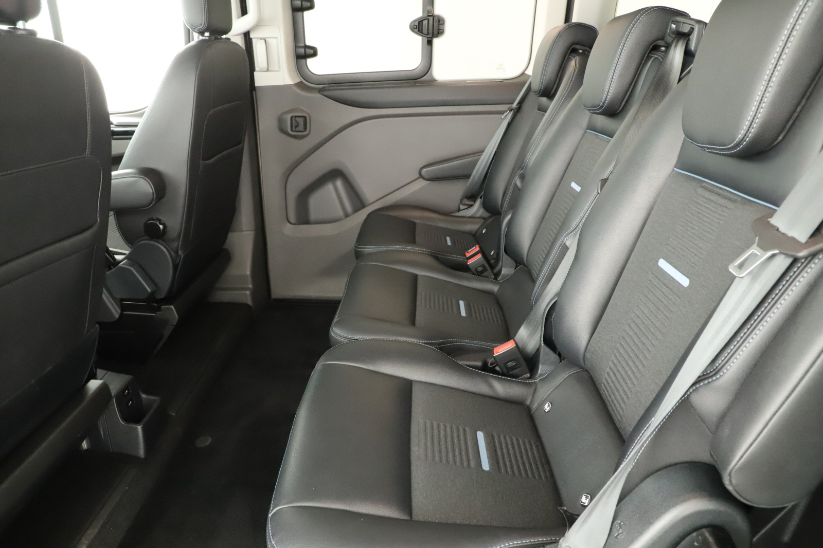 Ford Tourneo Custom - 2023