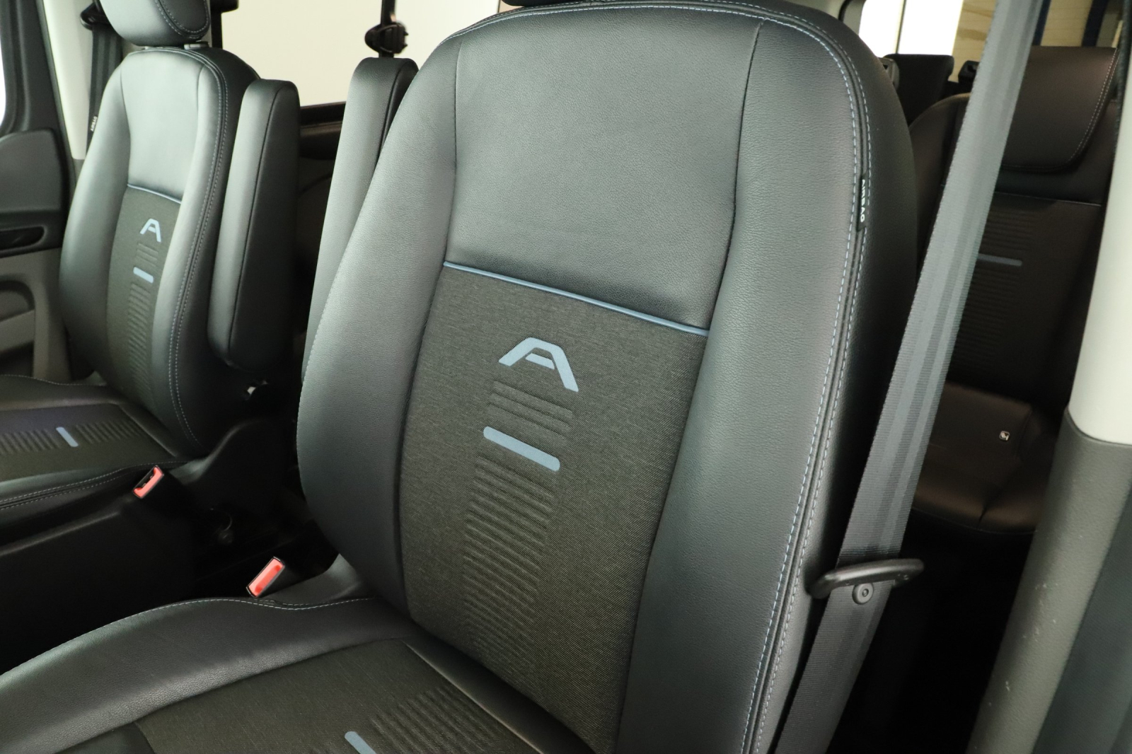 Ford Tourneo Custom - 2023