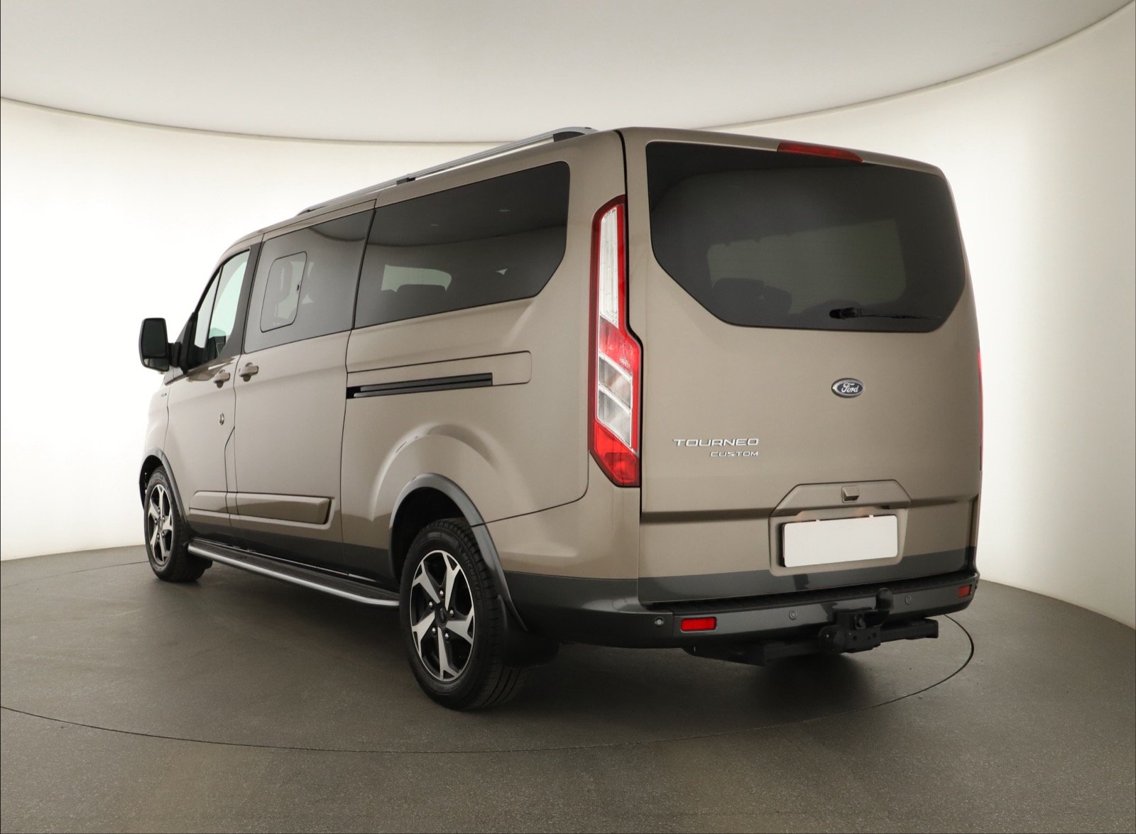 Ford Tourneo Custom - 2023