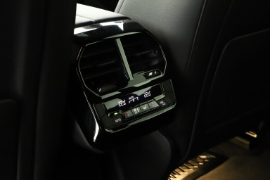 BMW iX - 2023