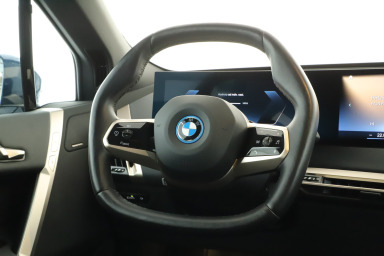 BMW iX - 2023