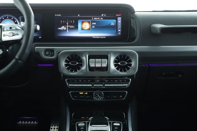 Mercedes-Benz G