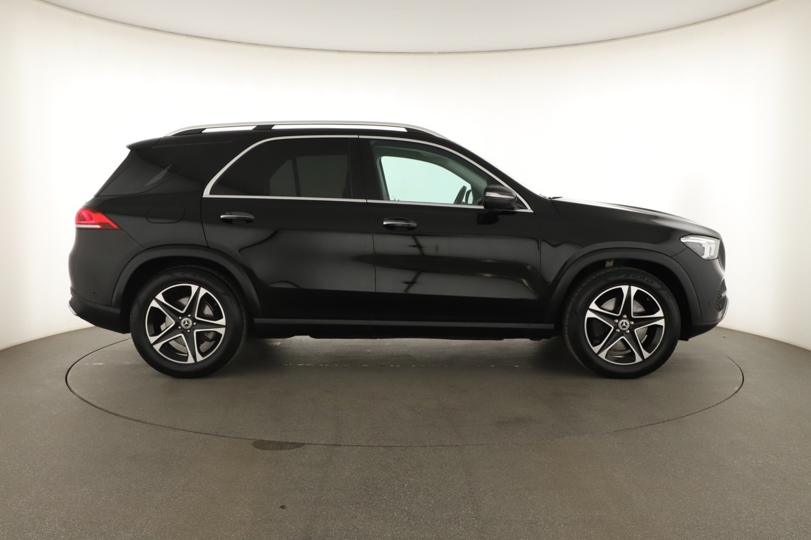 Mercedes-Benz GLE - 2023