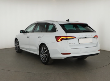 Škoda Octavia - 2024