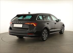 Škoda Octavia - 2024