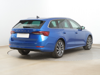 Škoda Octavia - 2024