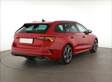 Škoda Octavia - 2024