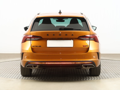 Škoda Octavia - 2024