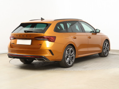 Škoda Octavia - 2024