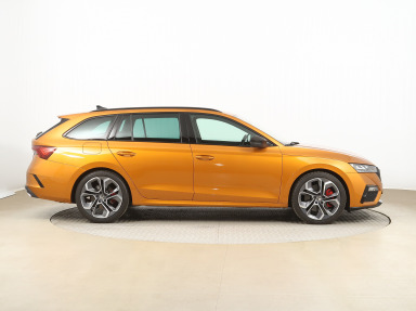 Škoda Octavia - 2024
