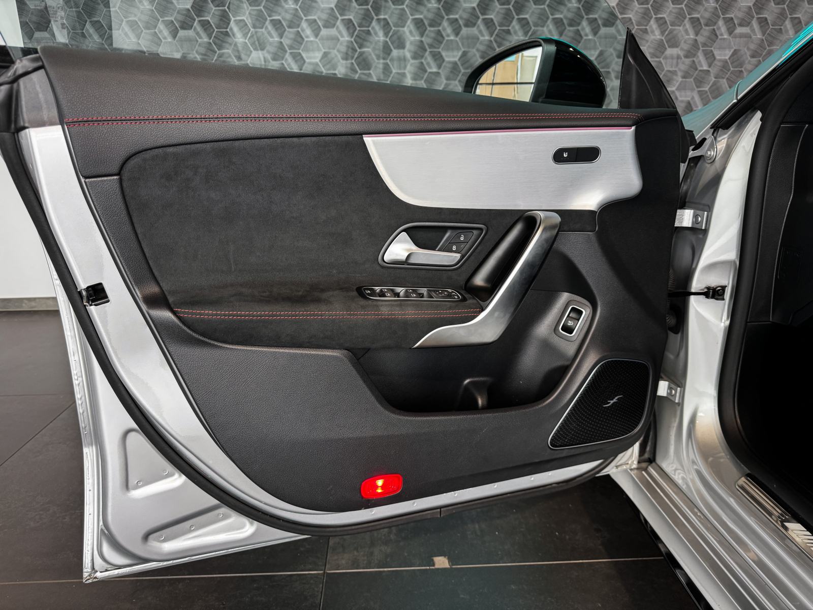 Mercedes-Benz CLA - 2023