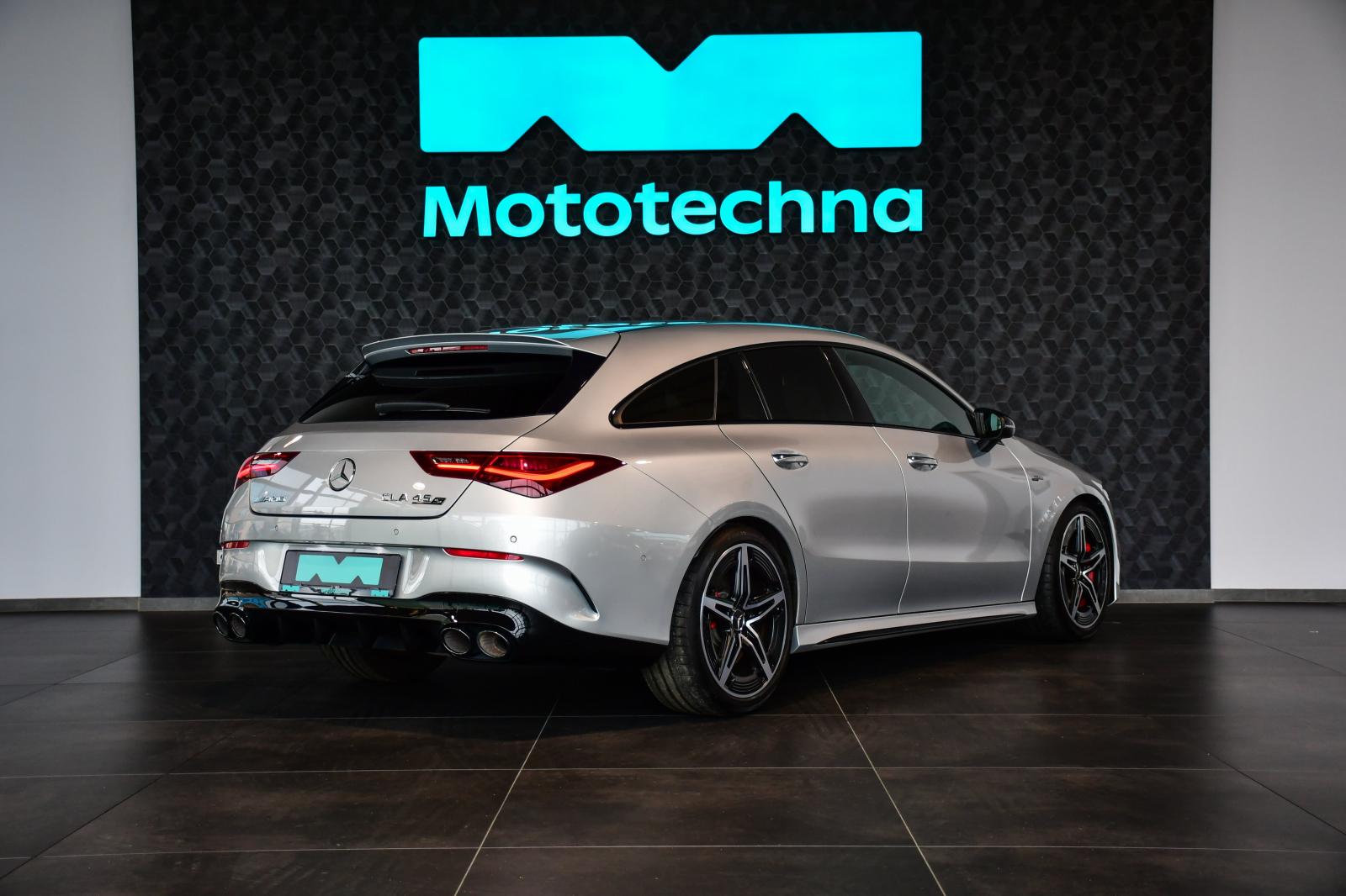 Mercedes-Benz CLA - 2023