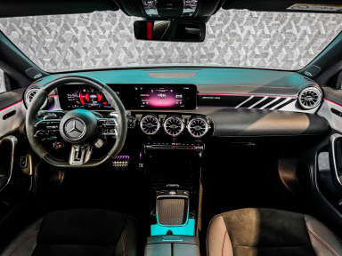Mercedes-Benz CLA - 2023