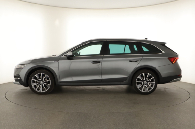 Škoda Octavia Scout - 2023