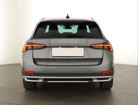 Škoda Octavia Scout - 2023