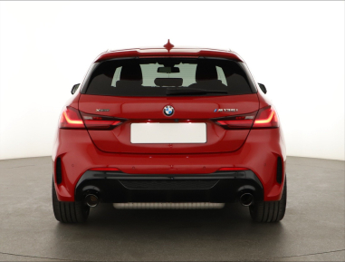 BMW 1 - 2023
