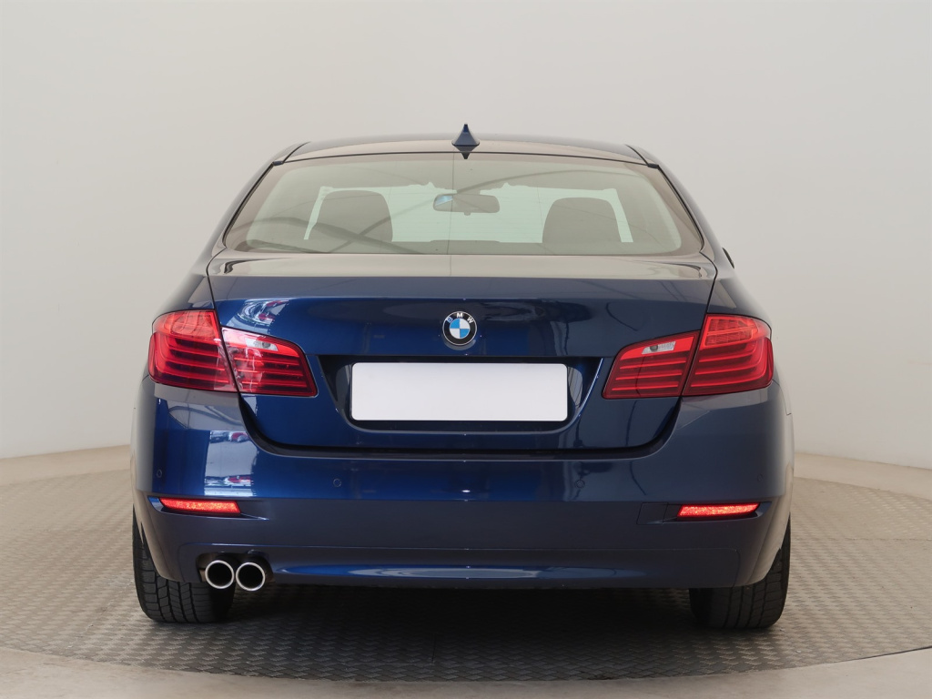 BMW 5