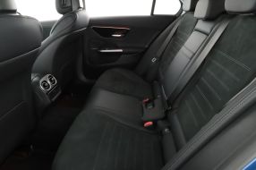 Mercedes-Benz C - 2023