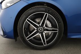 Mercedes-Benz C - 2023