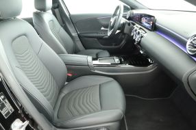 Mercedes-Benz A - 2023
