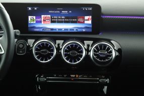 Mercedes-Benz A - 2023