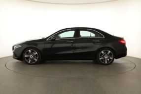 Mercedes-Benz A - 2023
