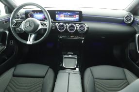 Mercedes-Benz A - 2023