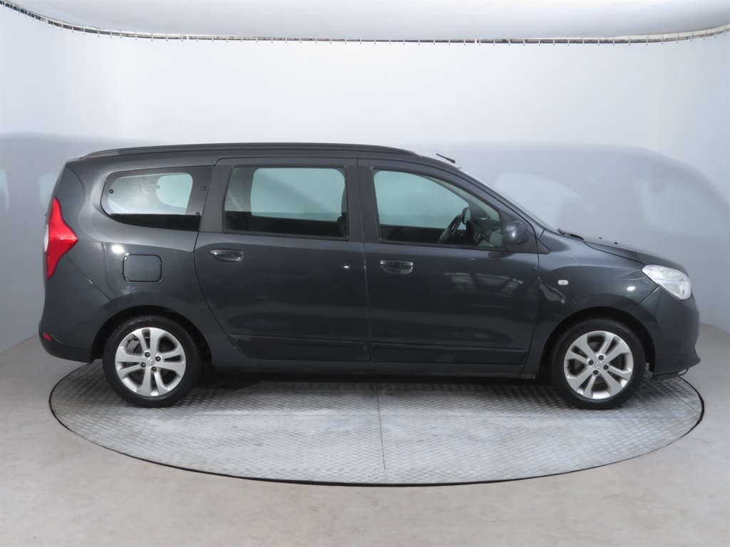 Dacia Lodgy