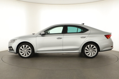 Škoda Octavia - 2024