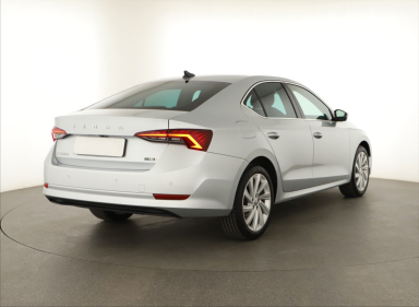 Škoda Octavia - 2024