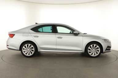 Škoda Octavia - 2024