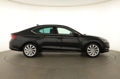 Škoda Octavia - 2024