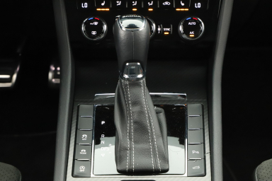 Škoda Superb - 2023