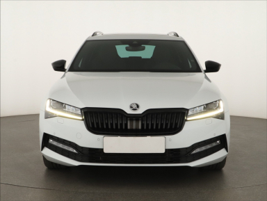 Škoda Superb - 2023