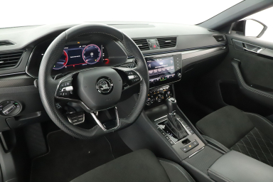 Škoda Superb - 2023