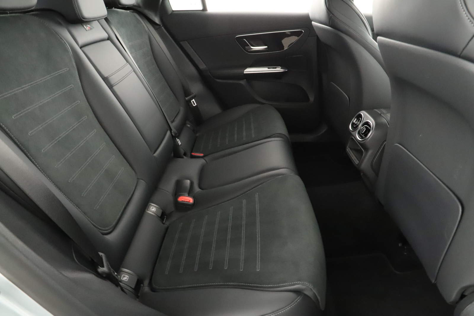 Mercedes-Benz A3 - 2023