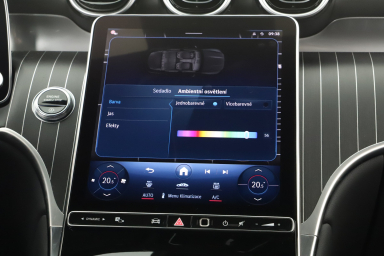 Mercedes-Benz GLC - 2023