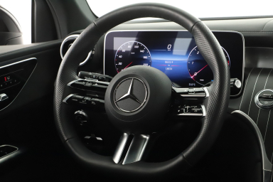 Mercedes-Benz GLC - 2023