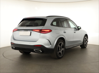 Mercedes-Benz GLC - 2023