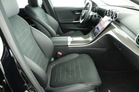 Mercedes-Benz C - 2023