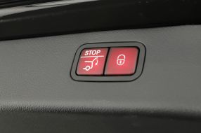 Mercedes-Benz C - 2023
