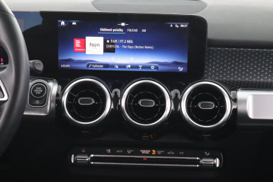 Mercedes-Benz GLB - 2024