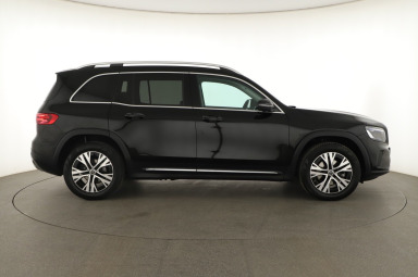 Mercedes-Benz GLB - 2024